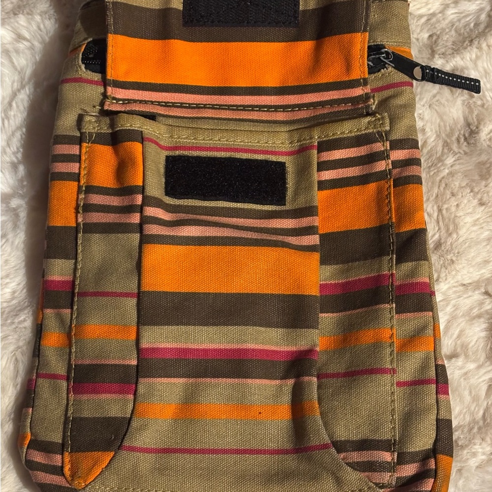 Kavu Orange and Tan Messenger Bag with Striped Design - Picture 3 of 3